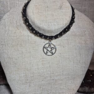 Choker de Macramê com Pentagrama